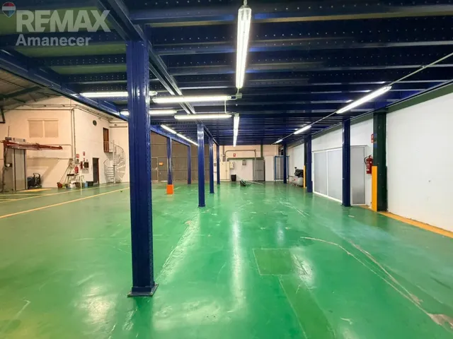 Nave industrial agroalimentaria equipada con cámaras frigoríficas y fotovoltaica — 17