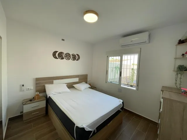 Bonito Bungalow Planta Baja con Piscina Privada — 8