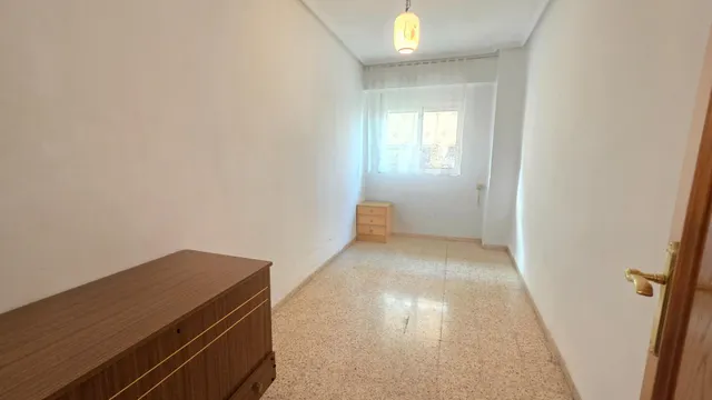 Piso de 4 habitaciones, 2º piso con ascensor junto al Gran Parque Central en Paterna — 24