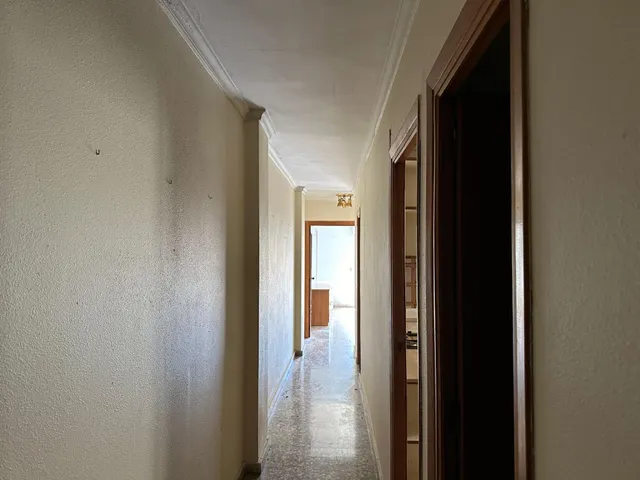 PISO AMPLIO Y LUMINOSO DE 4 habitaciones EN EL CENTRO DE EL VERGER — 22