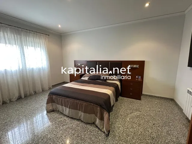 Chalet a la venta en L´Olleria (Valencia) — 25