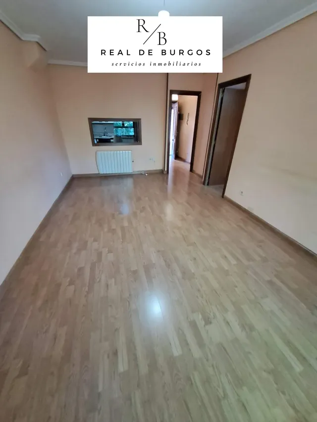 Apartamento en alquiler zona Centro — 13