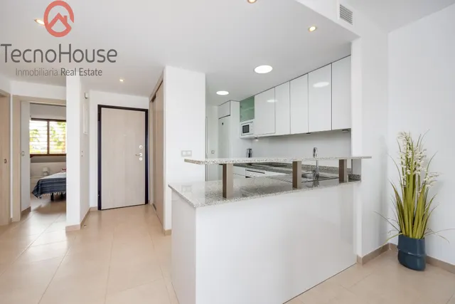 Moderno Piso en Residencial Terrazas De Campoamor con Vistas al Mar — 8