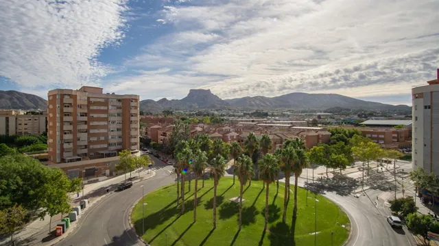 Piso en venta en Avenida de Ronda de Elda!!! — 5