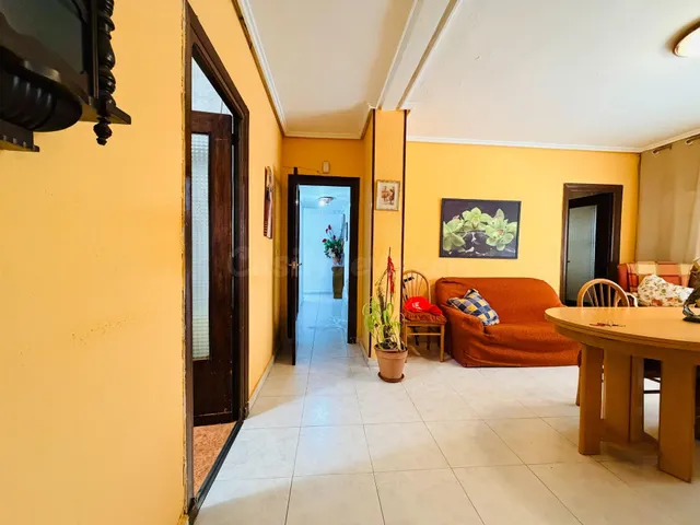 Amplia planta baja en Riba-roja — 4