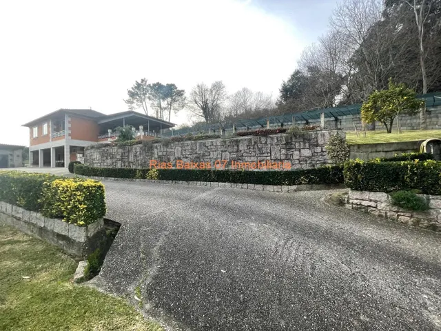 REF 4206 CASA 5 DORM. CON AMPLIA PARCELA CERRADA ( MOS ) — 49