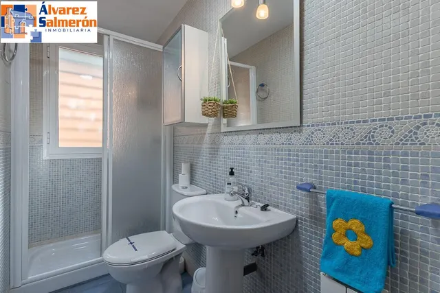 EXCLUSIVO CHALET INDIVIDUAL EN HUÉTOR VEGA — 47