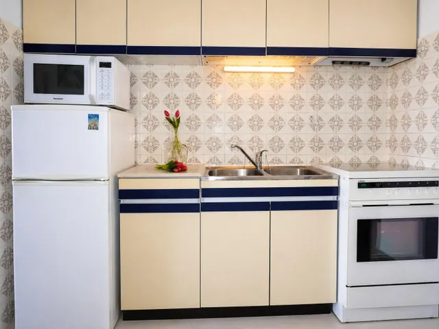 Apartamento con espectaculares vistas al canal, a 3 minutos de la playa de Empuriabrava — 11