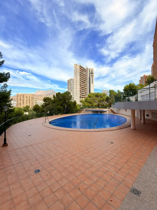 Acogedor Piso en la Cala de Finestrat con Piscina y Cercanía al Mar — 8
