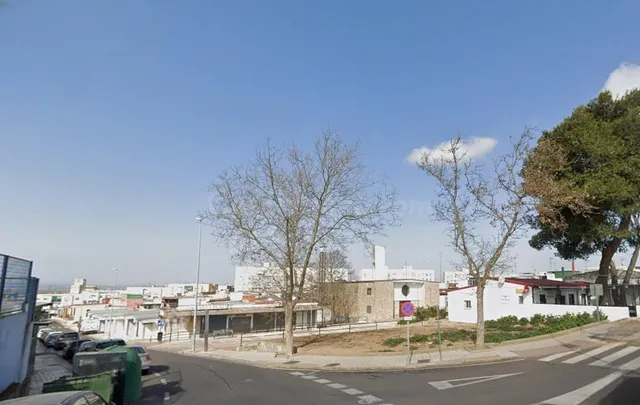 ADOSADO EN VENTA EN BADAJOZ. Activo inmobiliario SIN POSESIÓ