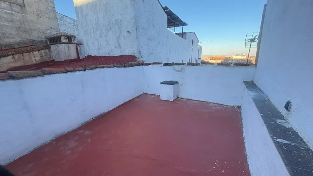 Casa Reformada en el Corazón de Cáceres - Oportunidad Única - foto 3
