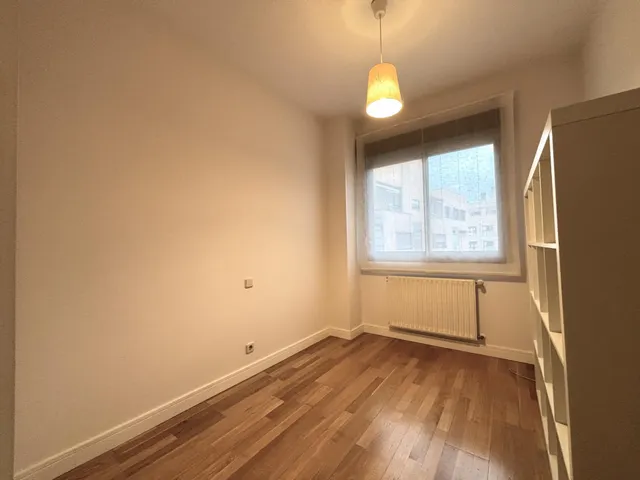 Piso EXTERIOR de 3 DORM con 2 plazas de garaje y piscina en Sanchinarro — 15
