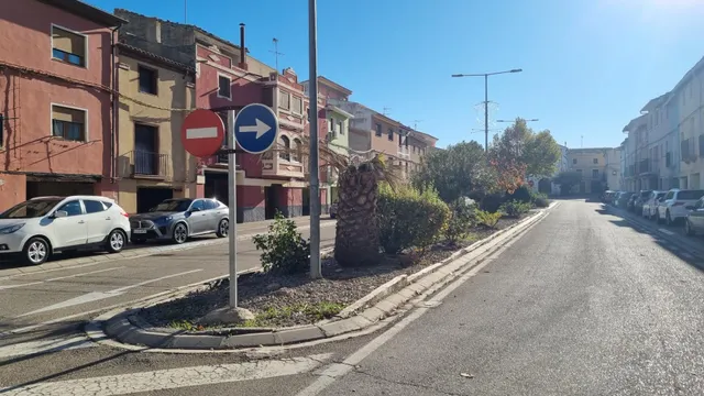 Solar urbano en el centro de Pedrola – 241 m2 con doble acceso — 9