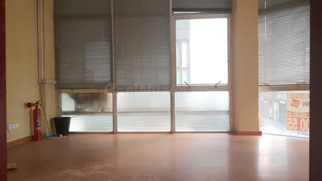 Oficina de 45 m2 en la Plaza Cetina — 2