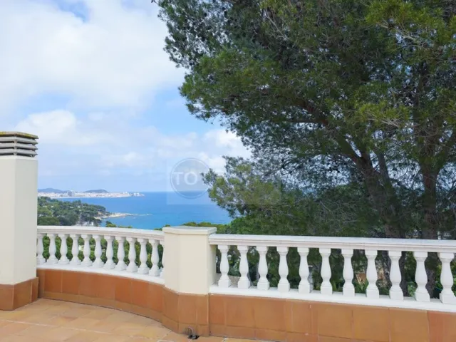 Casa-Chalet en Venta en Calonge Girona - foto 2