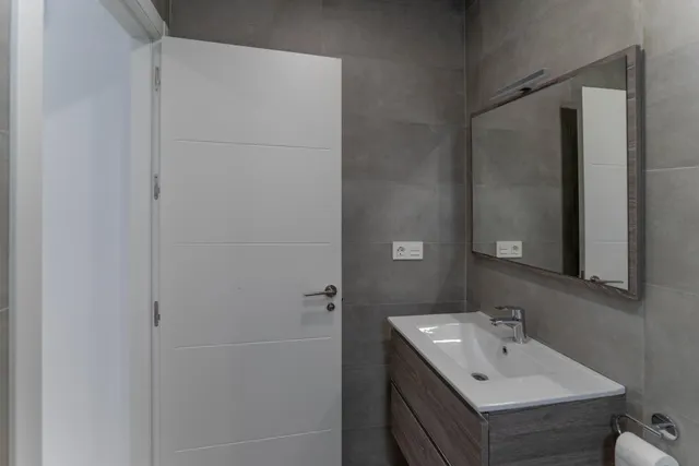 Apartamento en zona céntrica con plaza de parking y amplia terraza — 15