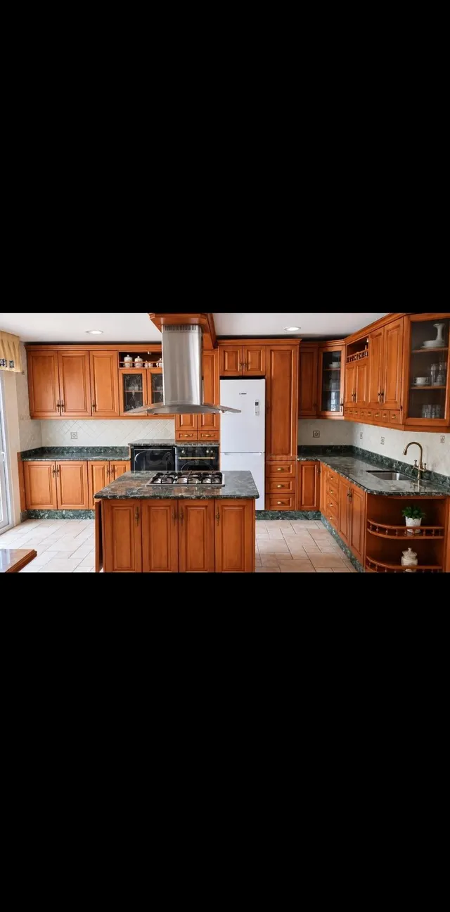 ¡OPORTUNIDAD ÚNICA! Descubre este fantástico chalet en venta en EL CARMOLI — 5