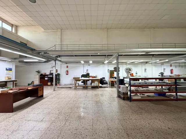 ALQUILER DE NAVE INDUSTRIAL EN CARRúS — 24