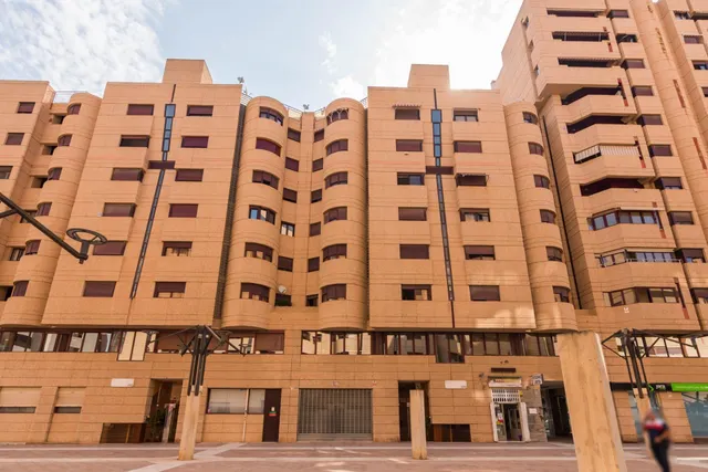 Excelente vivienda en alquiler — 48