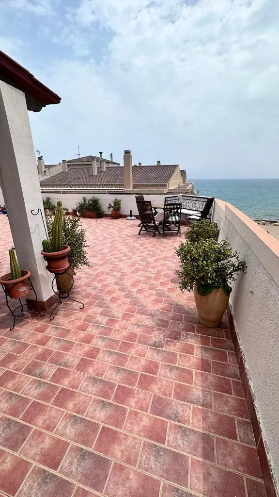 ATICO EN LA MATA CON VISTA DESPEJADAS — 41