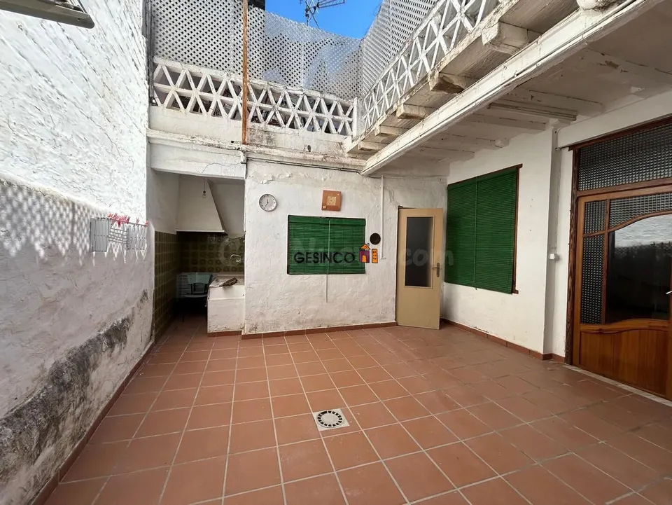 Vivienda en planta baja con patio