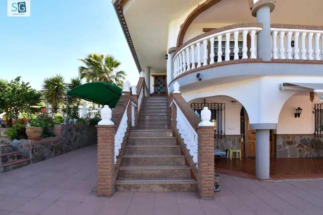 Espectacular chalet de lujo en El Puntal — 16