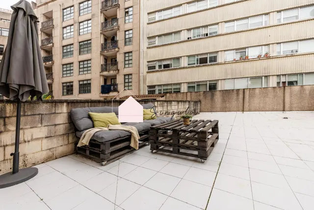 Piso con gran terraza. solo inversión. — 34