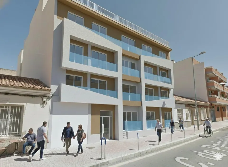Fantásticos apartamentos de 1/2 dormitorios, 1/2 baños, piscina, a unos pasos de la Playa del Cura