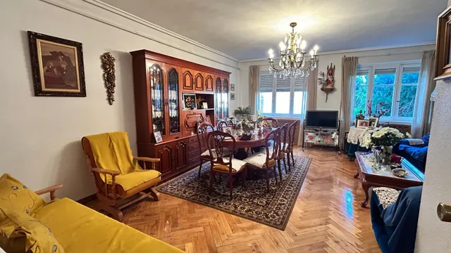 Espectacular Casa y Solar en el Corazón de Cacabelos — 22