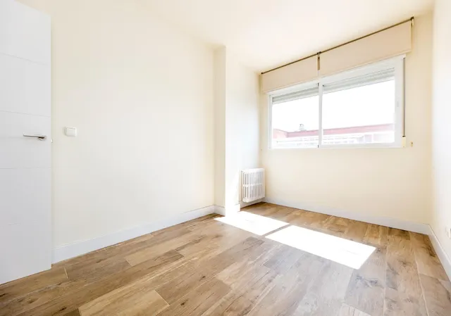 SALE A LA VENTA EXTRAORDINARIO ATICO "REFORMADO" EN GRANADA — 13