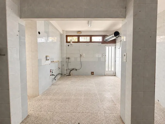 Local comercial en esquina a 150 m del mar – Playa de Gandía — 11