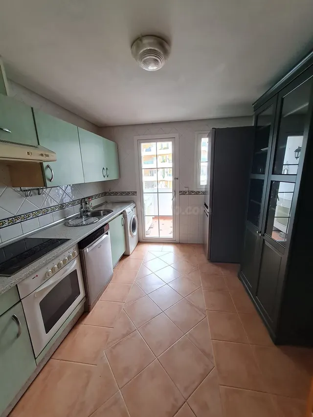 Apartamento 2 habitaciones 120m² en alquiler - Marbella - foto 3