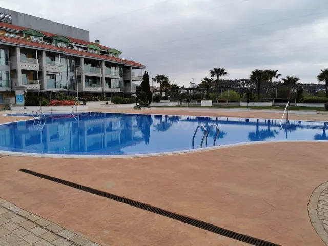 EN VENTA PISO EN PORTONOVO PARA ENTRAR A VIVIR CON 2 DORMITO