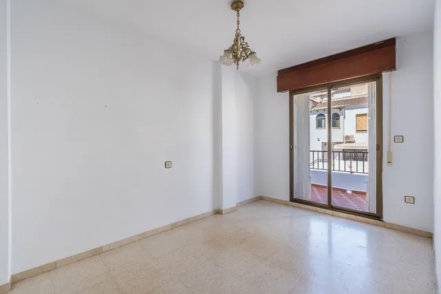 CASA ADOSADA EN MOTRIL — 29