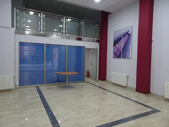 CENTRICO LOCAL CON SALIDA DE HUMOS — 10