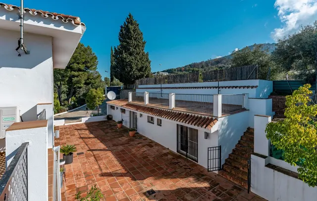 Finca rústica 9 habitaciones 588m² en venta - Costa del Sol — 47