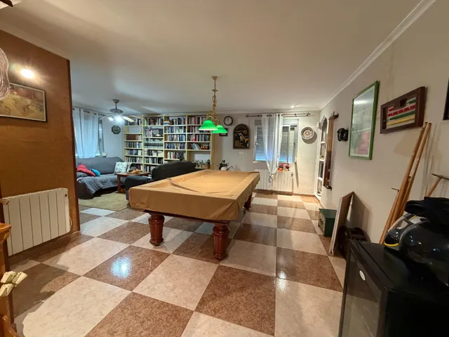 Espectacular Chalet en La Pobla de Vallbona - Ideal para Vivir — 35