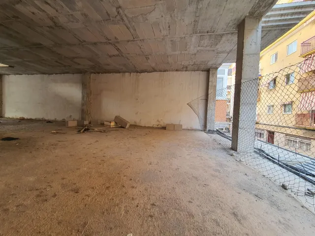 Edificio para terminar con el proyecto hecho, Elche — 8