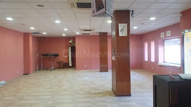Magnifico local comercial en el nuevo Cáceres!!! - foto 2