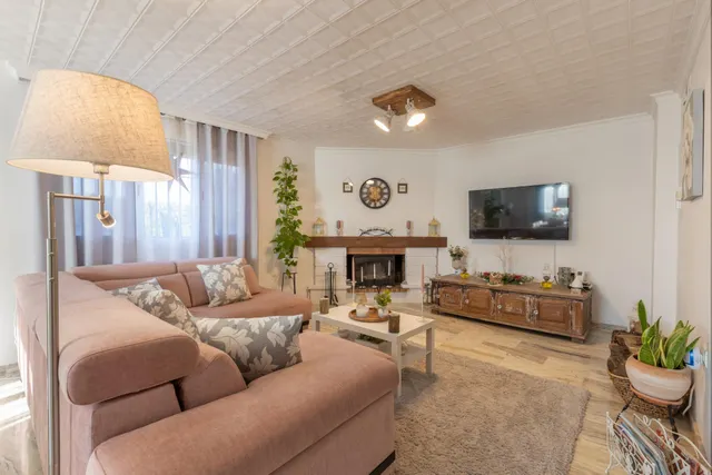 ¡MAGNIFICO CHALET INDEPENDIENTE CON CALIDADES ESPECTACULARES Y PISCINA PRIVADA EN GOJAR! — 8
