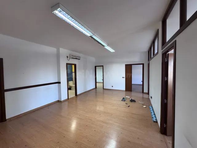 OFICINA EN ALQUILER EN PLENO CENTRO DE SEVILLA – CALLE IMAGE - foto 2