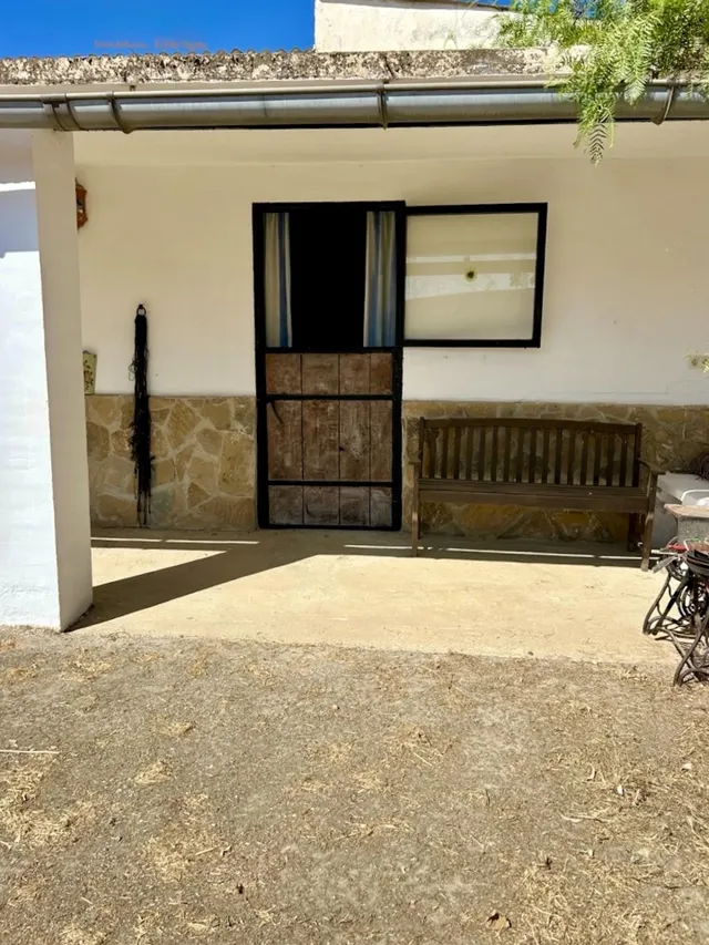 Espectacular finca ecuestre de 32.000 m2 con varias viviendas y piscina en Álora — 25