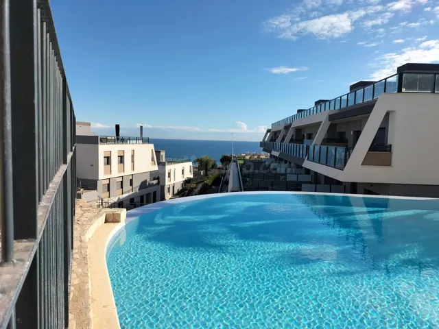 Vivienda AMUEBLADA ,,con gran terraza de 40 metros — 39