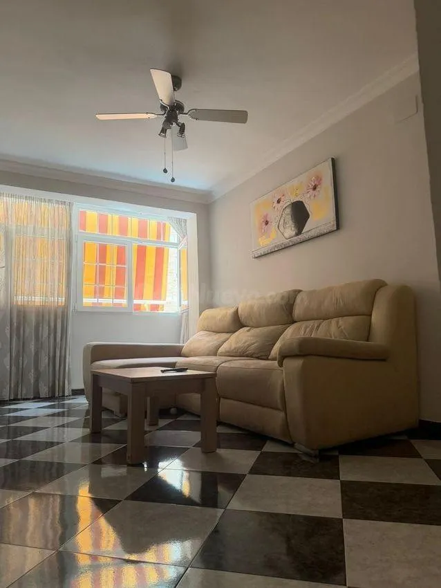 OPORTUNIDAD PISO DE 3 DORMITORIOS EN EL BARRIO DE LA LUZ — 3