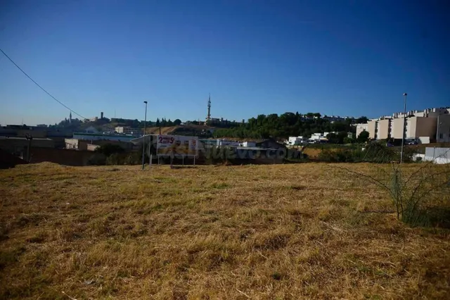 SOLAR EN VENTA EN TOMARES - foto 5