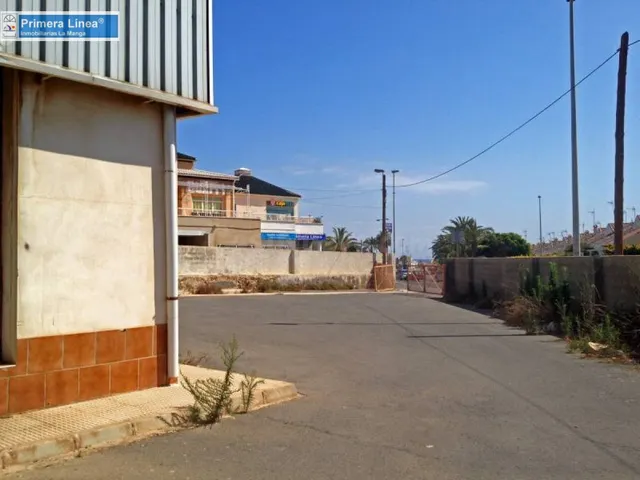 Venta de local comercial en el centro de Cabo de Palos - foto 4