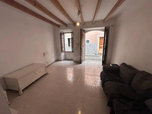 Amplio casa de pueblo con jardín privado en Alaró – 3 habita