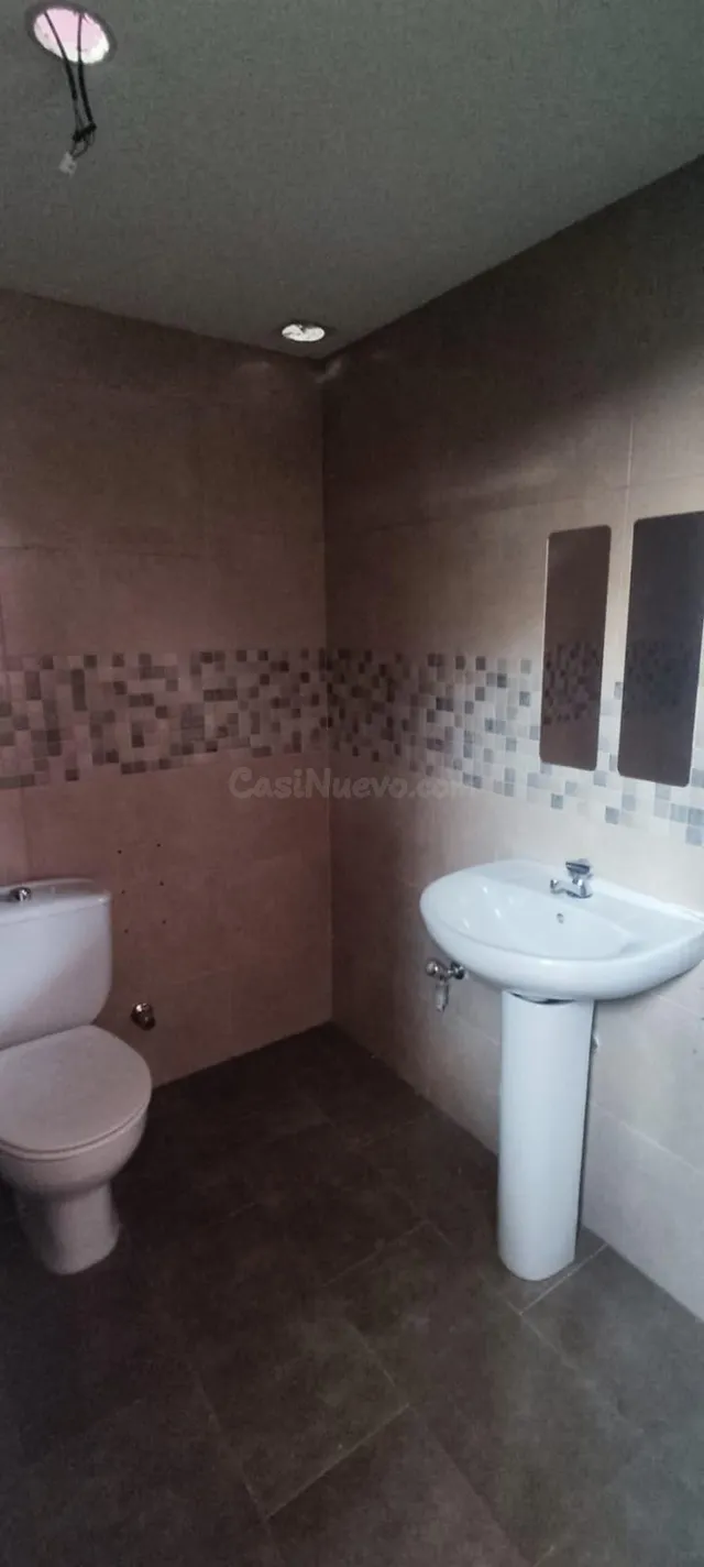 LOCAL COMERCIAL EN VENTA EN AVENIDA CAMELIAS - foto 5