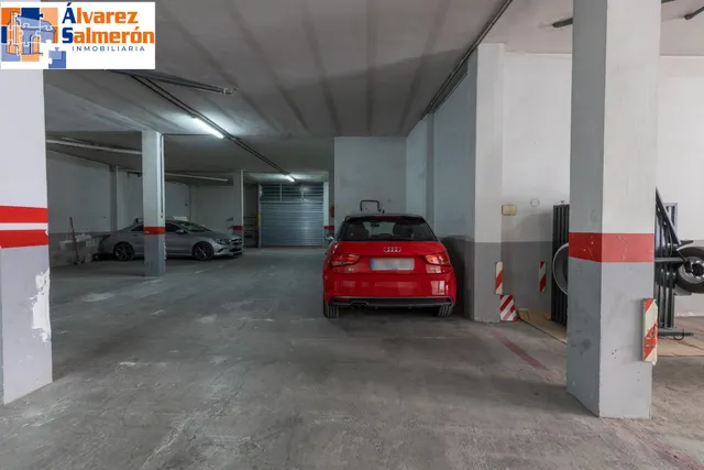Amplio y luminoso piso de 3 dormitorios listo para entrar a vivir junto al metro de Albolote — 42