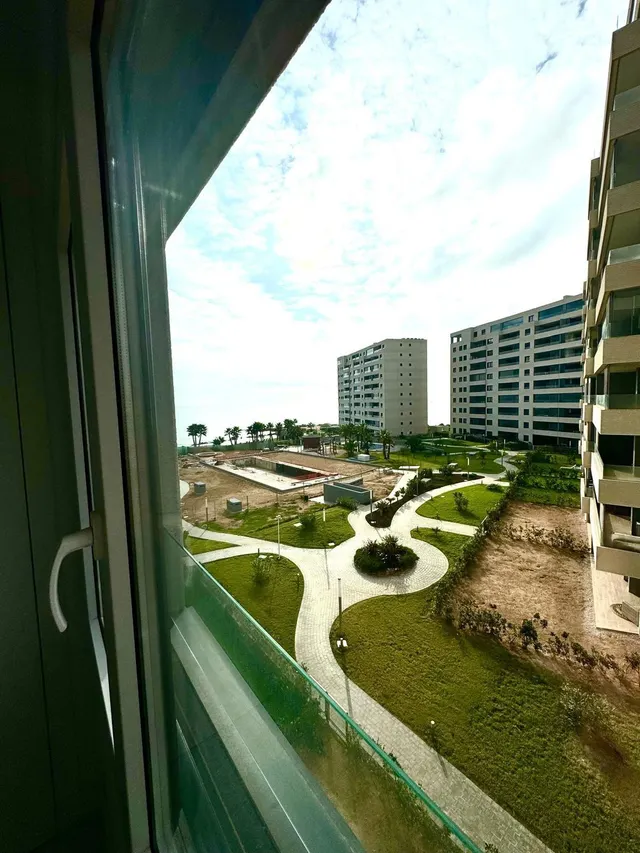 Apartamento de lujo en primera línea de mar con 3 dormitorios, 2 terrazas y parking incluido — 19